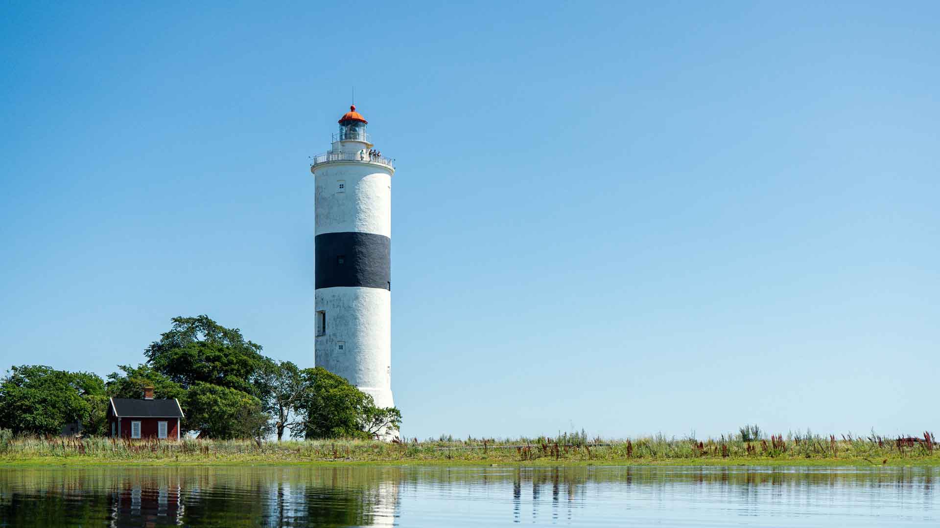 湖泊天空木屋灯塔厄兰岛瑞典5K